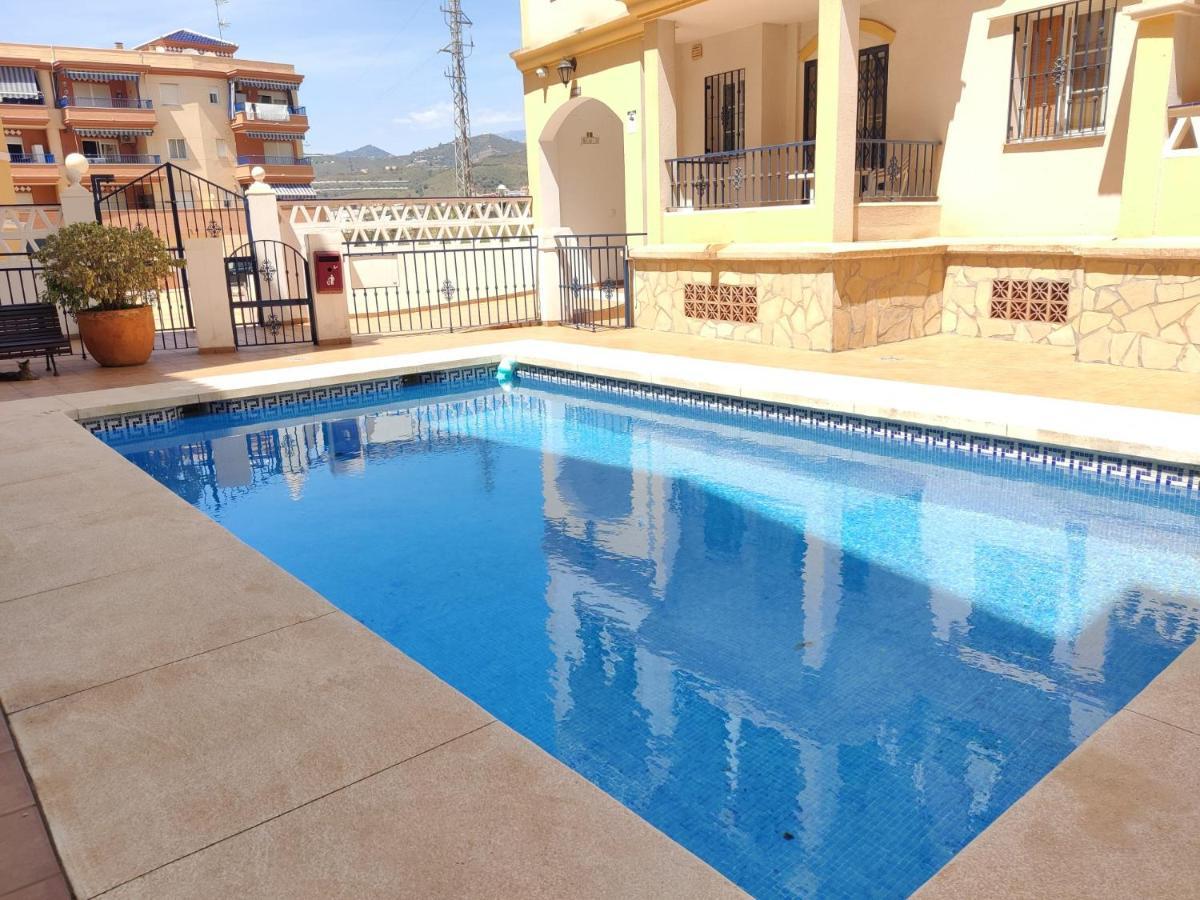 Precioso Apartamento Con Piscina Cerca De La Playa Torrox Costa 말라가 외부 사진